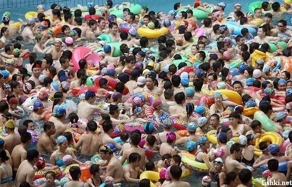 Вот так отдыхают на море в Китае