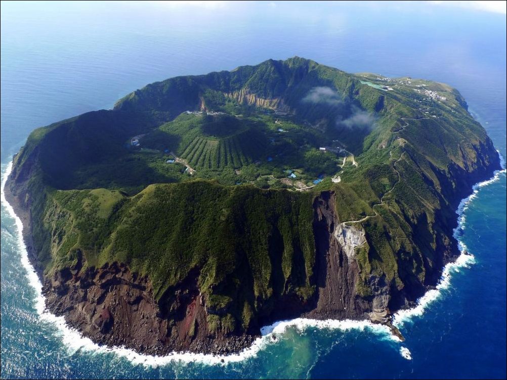 Остров вулкан